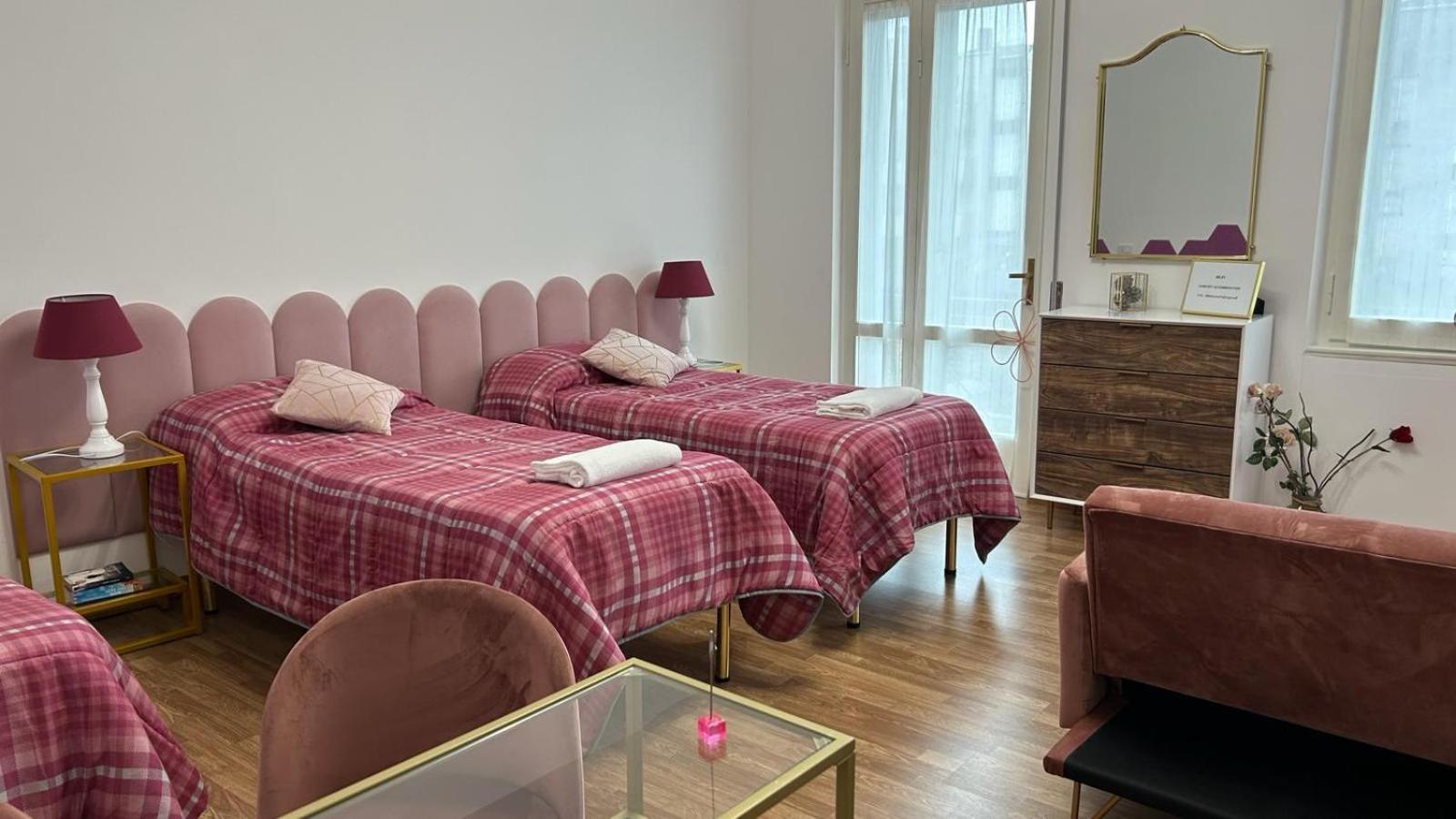 Comfort Accommodation Room แบร์กาโม ภายนอก รูปภาพ
