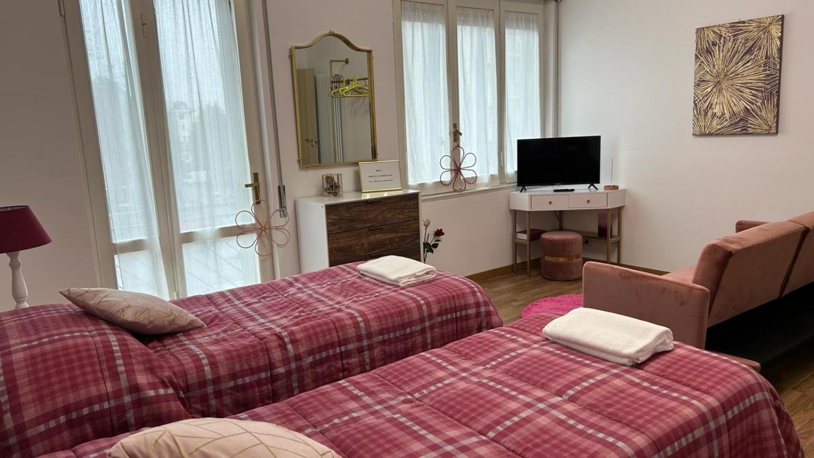 Comfort Accommodation Room แบร์กาโม ภายนอก รูปภาพ
